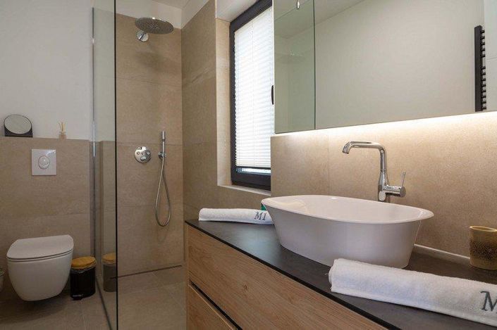 Image No.25-3 Bed Property for sale