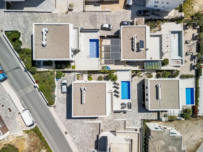 Image No.8-4 Bed Property for sale