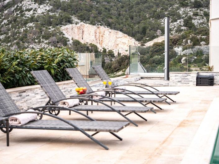 Image No.19-3 Bed Property for sale