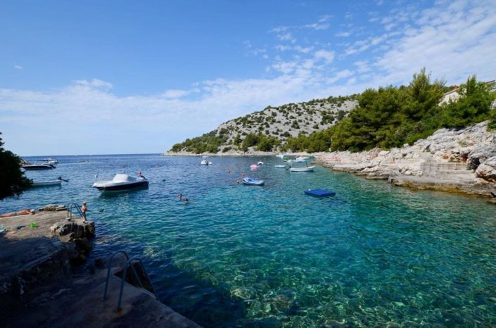 Image No.2-19 Bed Property for sale