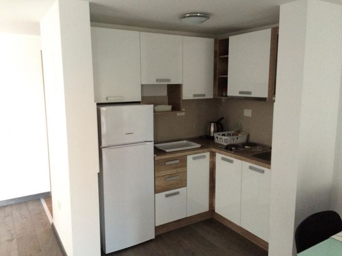 Image No.15-3 Bed Property for sale