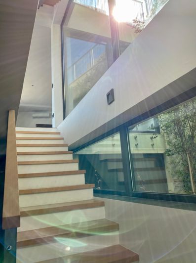 Image No.13-4 Bed Property for sale