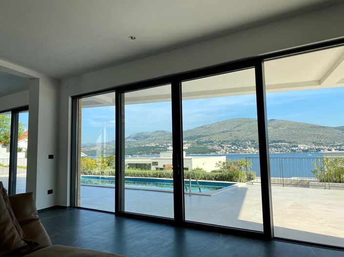 Image No.5-4 Bed Property for sale