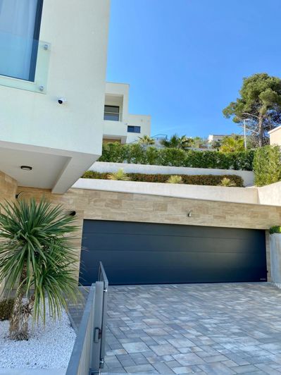 Image No.9-4 Bed Property for sale