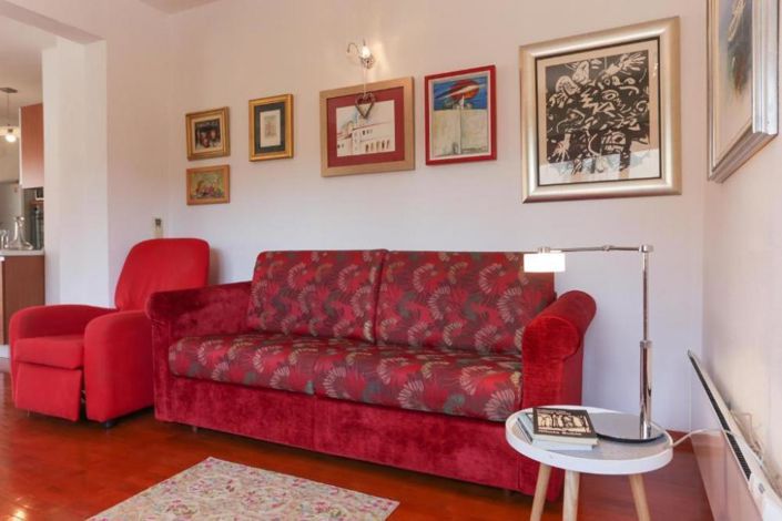 Image No.24-5 Bed Property for sale