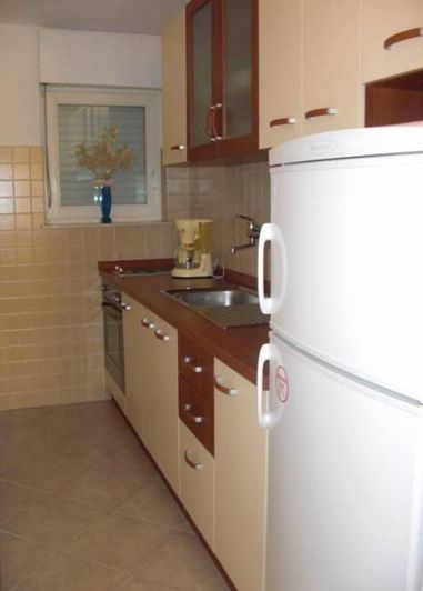 Image No.7-8 Bed Property for sale