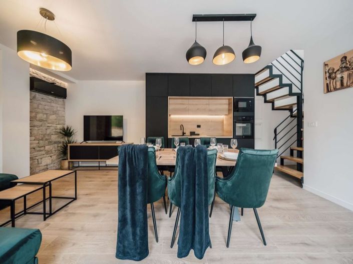 Image No.14-2 Bed Property for sale