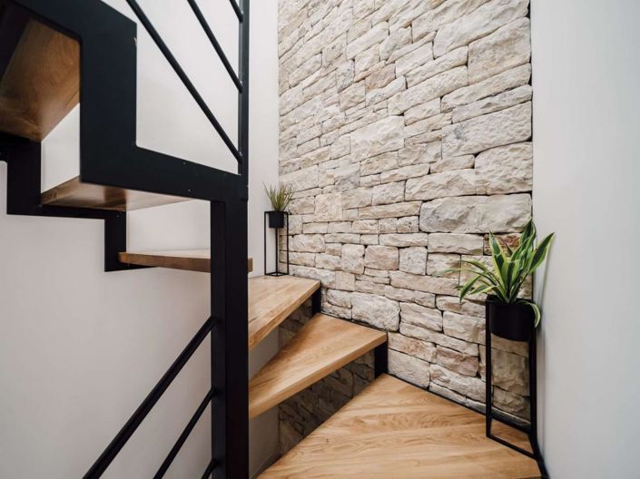 Image No.20-2 Bed Property for sale