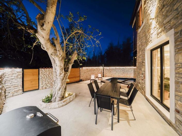 Image No.7-2 Bed Property for sale