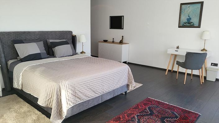 Image No.21-4 Bed Property for sale