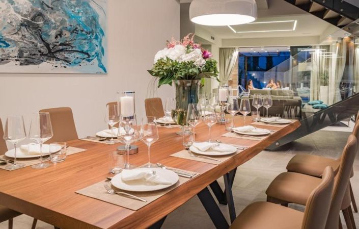 Image No.16-4 Bed Property for sale