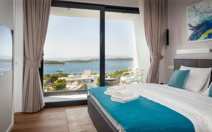 Image No.21-4 Bed Property for sale