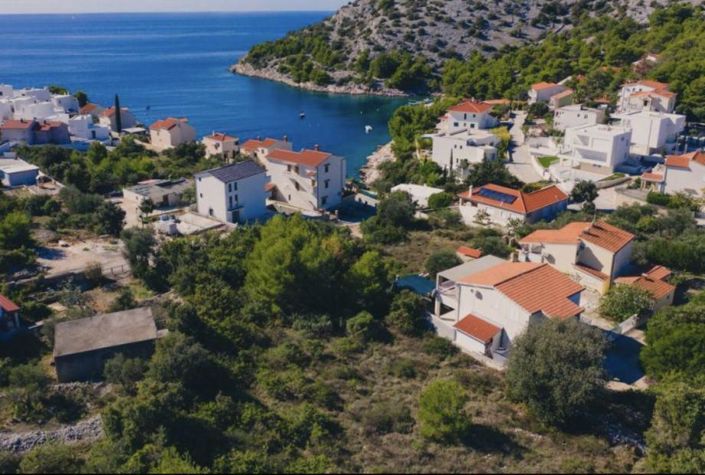 Image No.3-4 Bed Property for sale