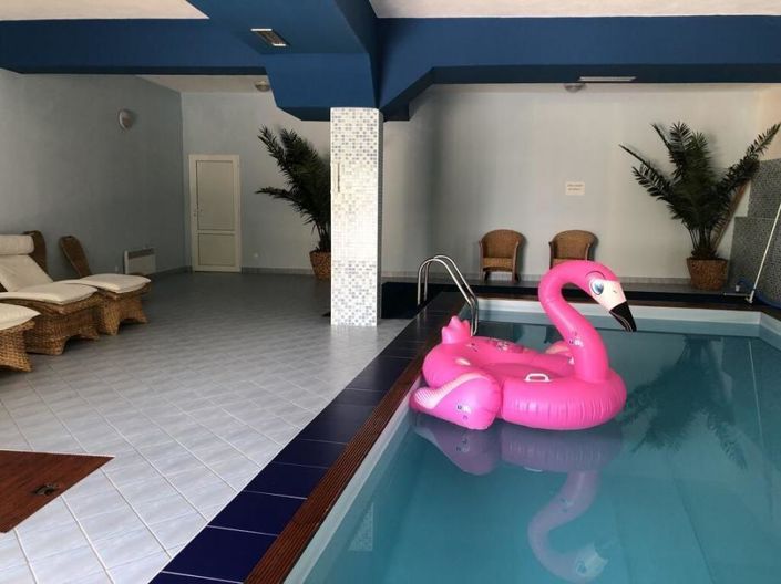 Image No.21-21 Bed Property for sale