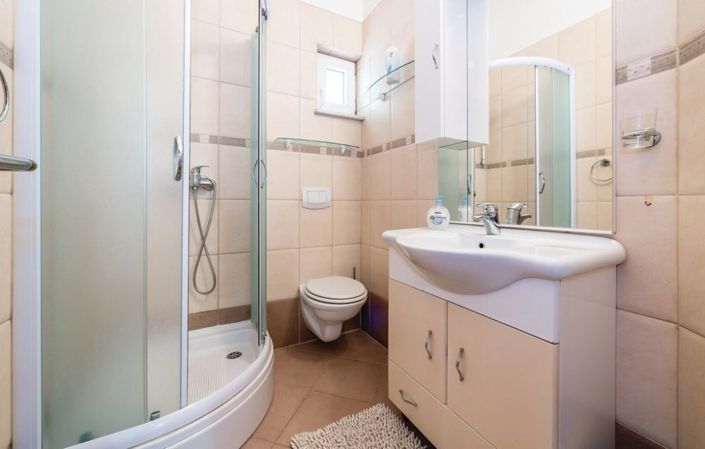 Image No.11-4 Bed Property for sale