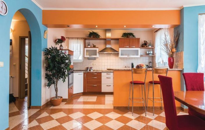 Image No.23-4 Bed Property for sale