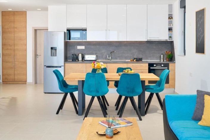 Image No.7-4 Bed Property for sale