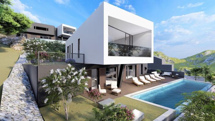 Image No.2-4 Bed Property for sale