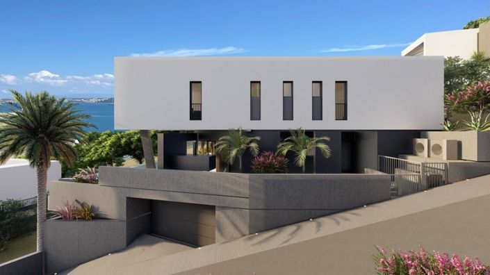 Image No.23-5 Bed Property for sale