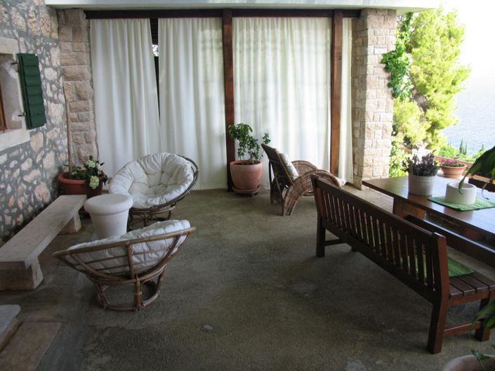 Image No.13-8 Bed Property for sale