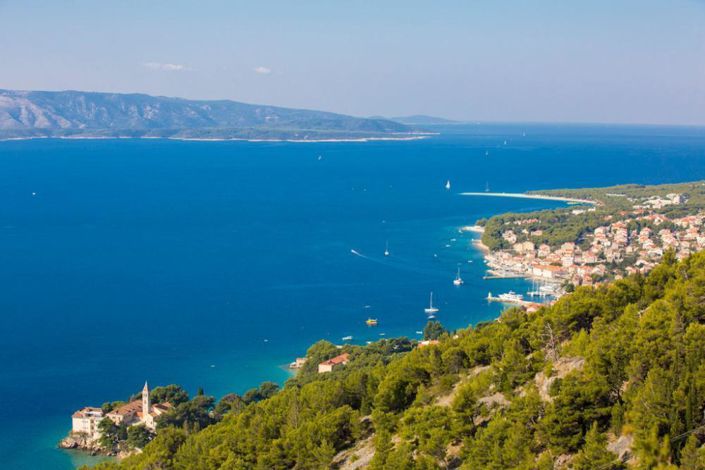 Image No.20-8 Bed Property for sale