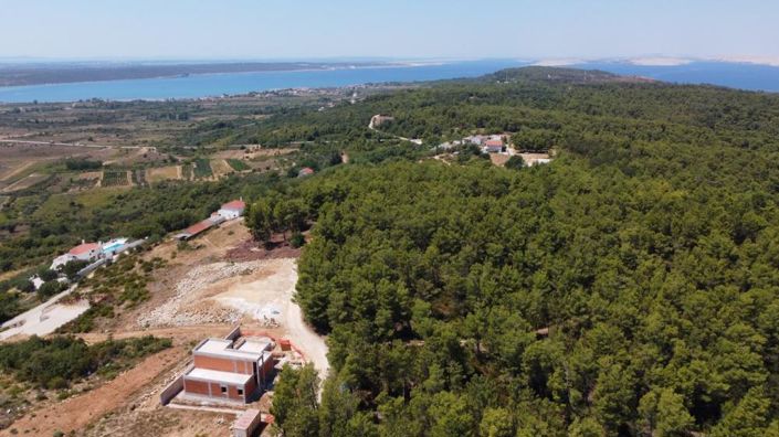 Image No.21-3 Bed Property for sale