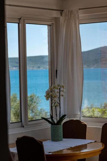 Image No.5-14 Bed Property for sale