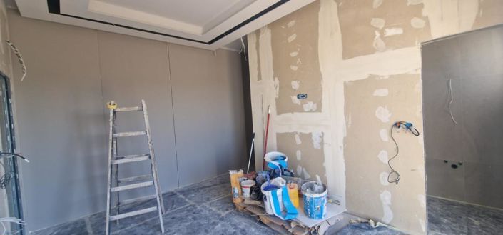 Image No.14-6 Bed Property for sale