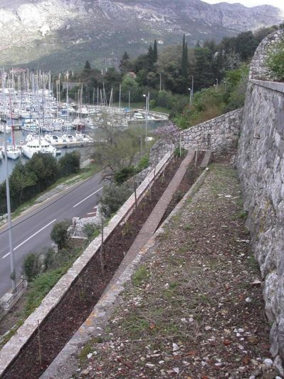 Image No.21-9 Bed Property for sale