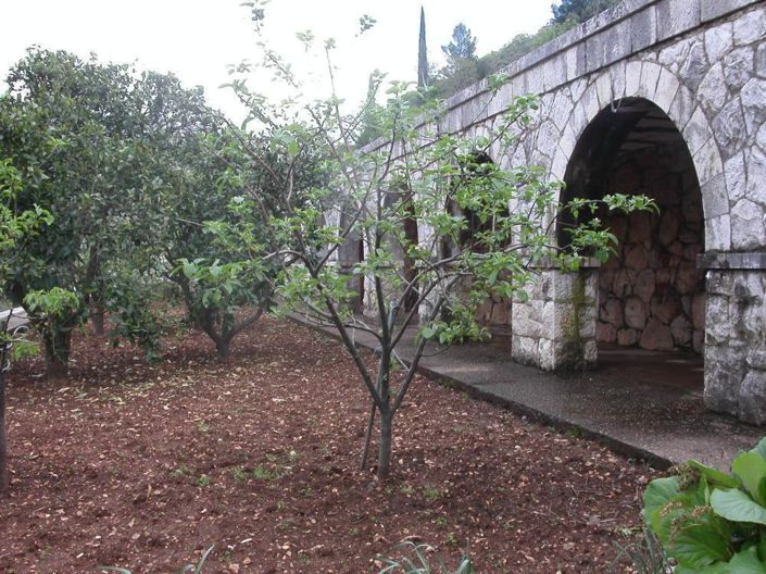 Image No.9-9 Bed Property for sale