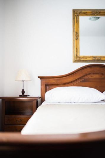 Image No.10-10 Bed Property for sale