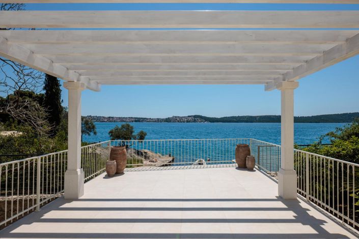 Image No.5-5 Bed Property for sale