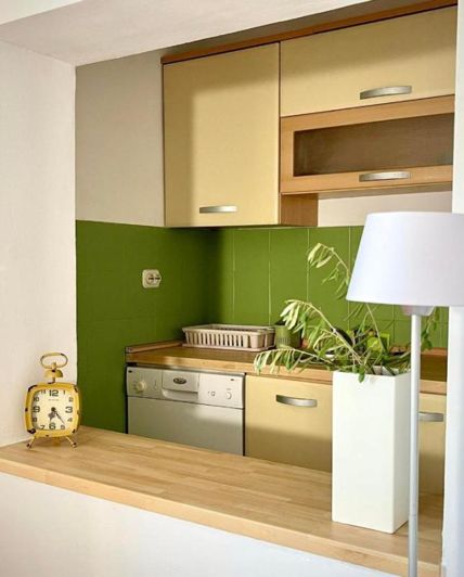 Image No.22-9 Bed Property for sale