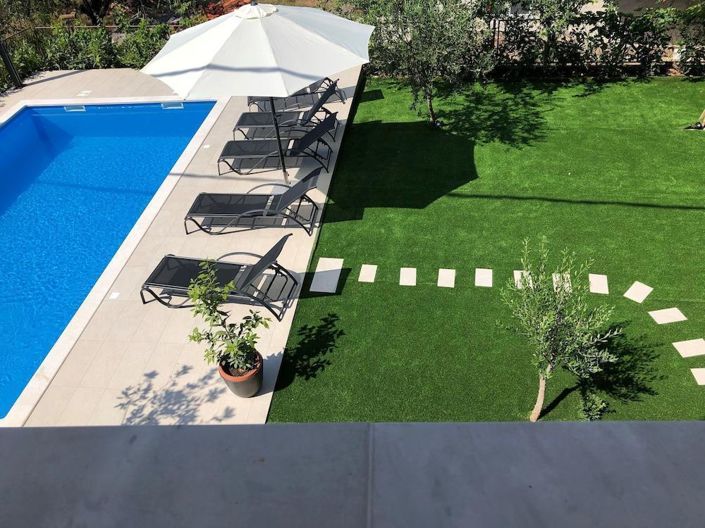 Image No.3-5 Bed Property for sale