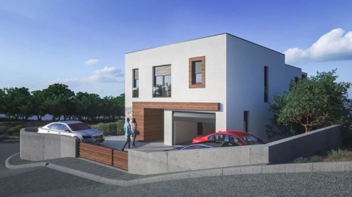 Image No.20-4 Bed Property for sale