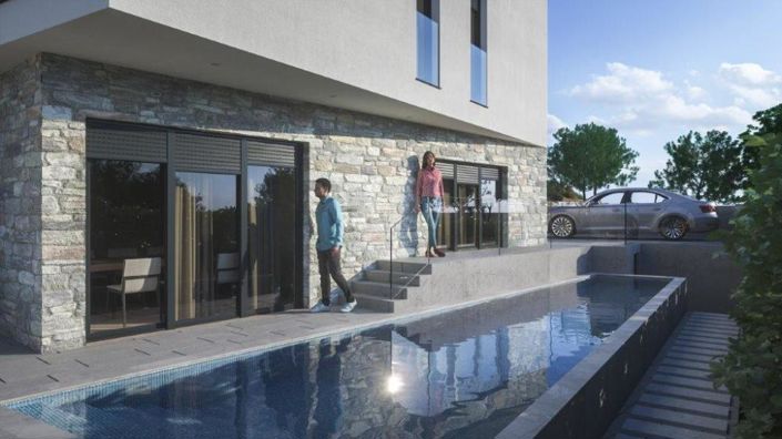 Image No.4-4 Bed Property for sale