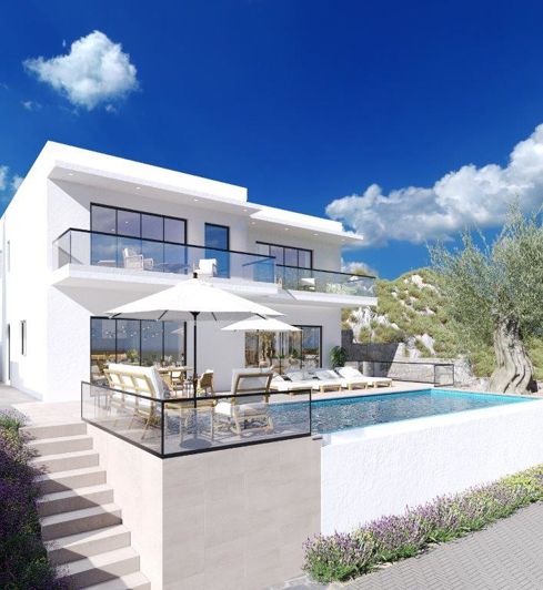 Image No.4-4 Bed Property for sale