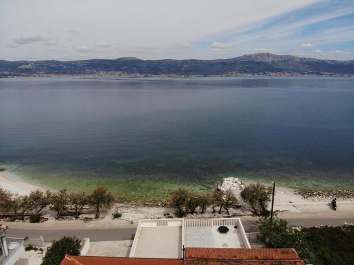 Image No.2-6 Bed Property for sale