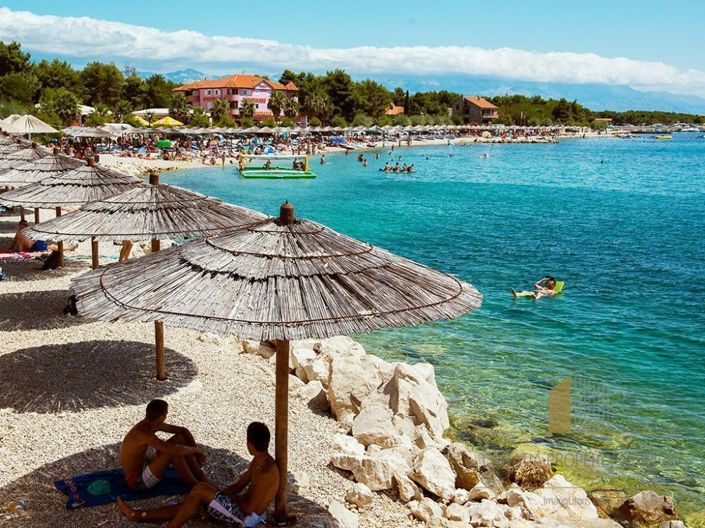 Image No.2-11 Bed Property for sale