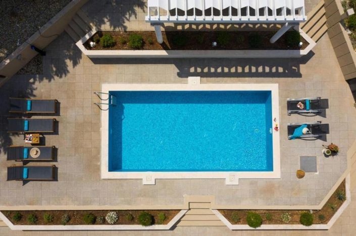 Image No.3-4 Bed Property for sale