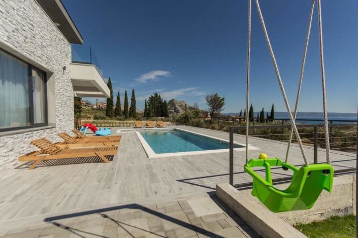 Image No.5-4 Bed Property for sale