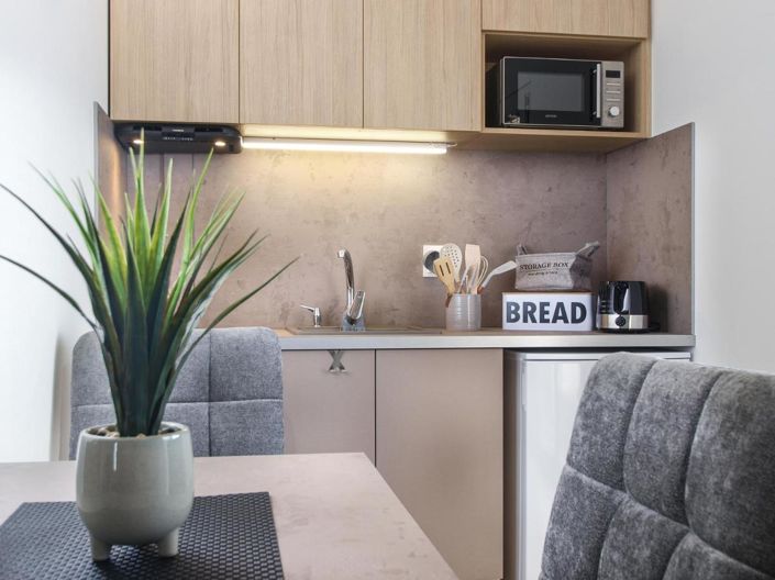 Image No.19-14 Bed Property for sale