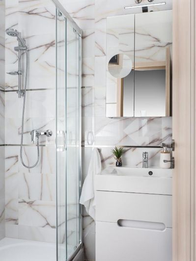 Image No.22-14 Bed Property for sale