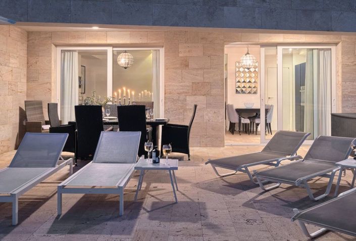 Image No.19-4 Bed Property for sale