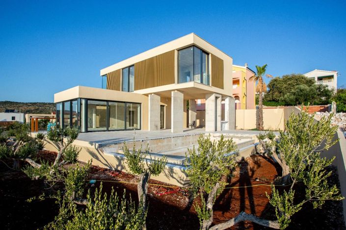 Image No.15-3 Bed Property for sale