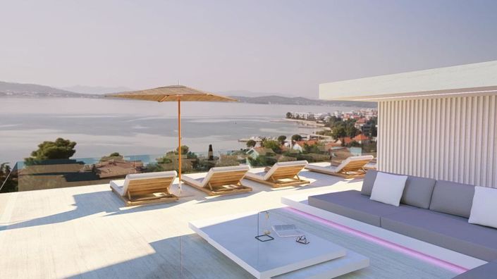 Image No.1-4 Bed Property for sale