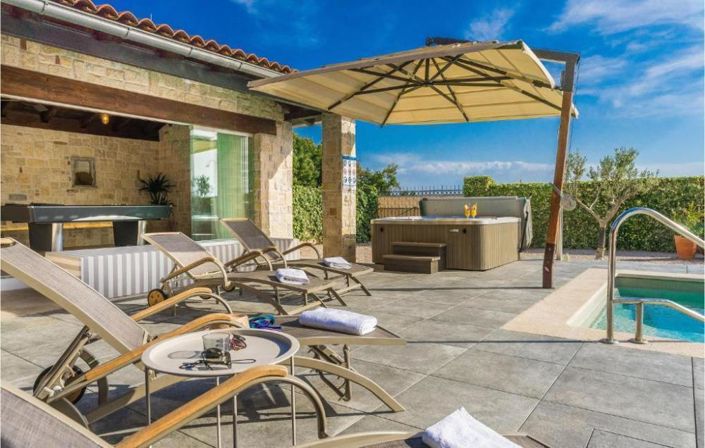 Image No.14-4 Bed Property for sale