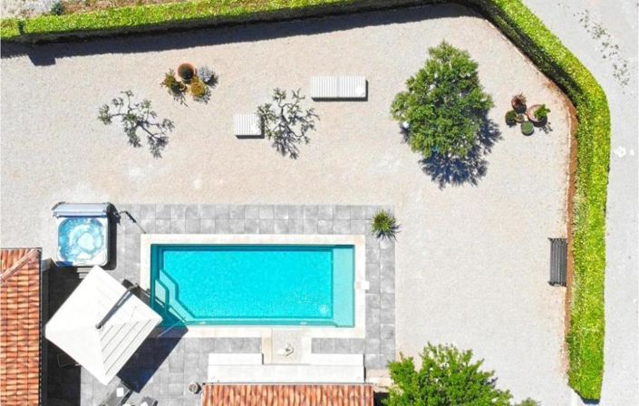 Image No.9-4 Bed Property for sale