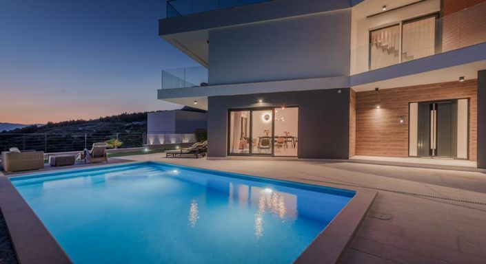 Image No.3-4 Bed Property for sale