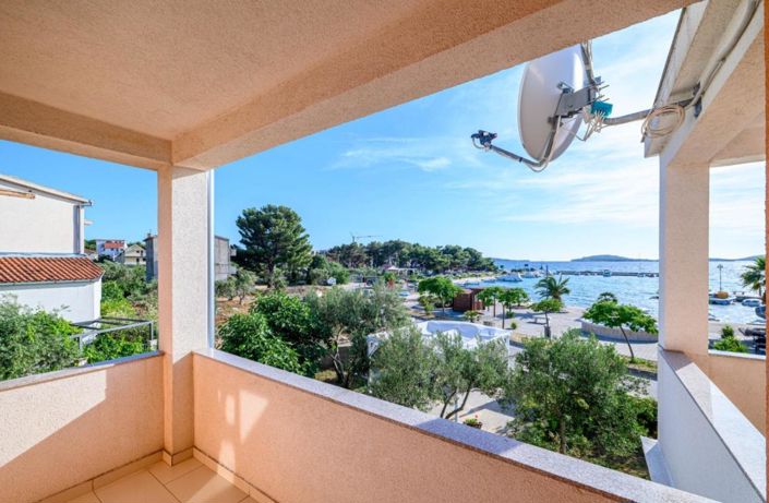 Image No.14-4 Bed Property for sale